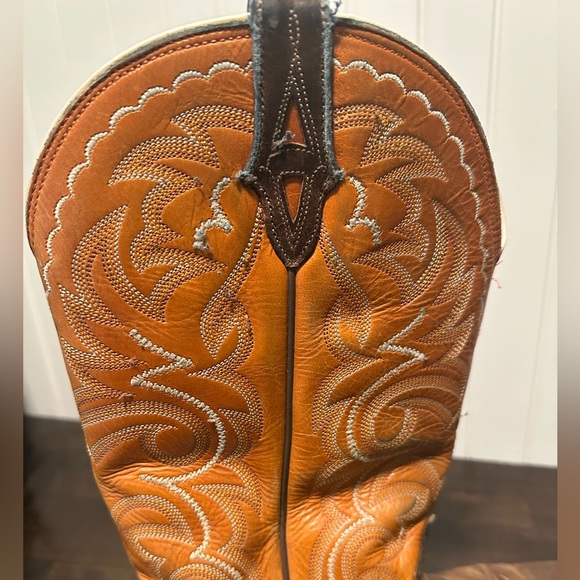 Ariat western boots. Leather boots. Size 7. Women’s. Work. Rodeo. Orange - Picture 5 of 9